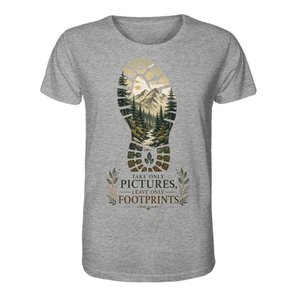 Clever Outdoor Take Only Pictures Leave Only Footprints - Organic Shirt